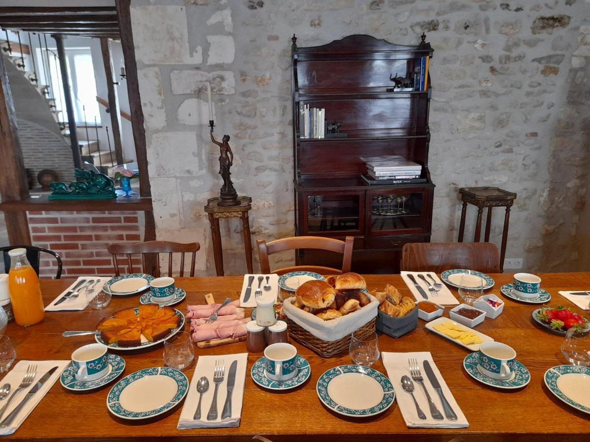 Aux Sources De Ouanne Bed & Breakfast Ngoại thất bức ảnh