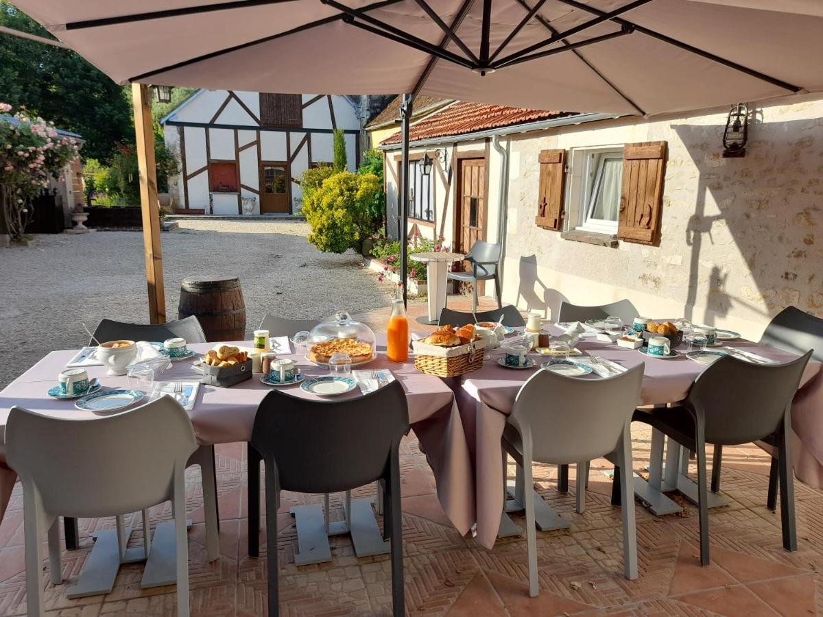 Aux Sources De Ouanne Bed & Breakfast Ngoại thất bức ảnh