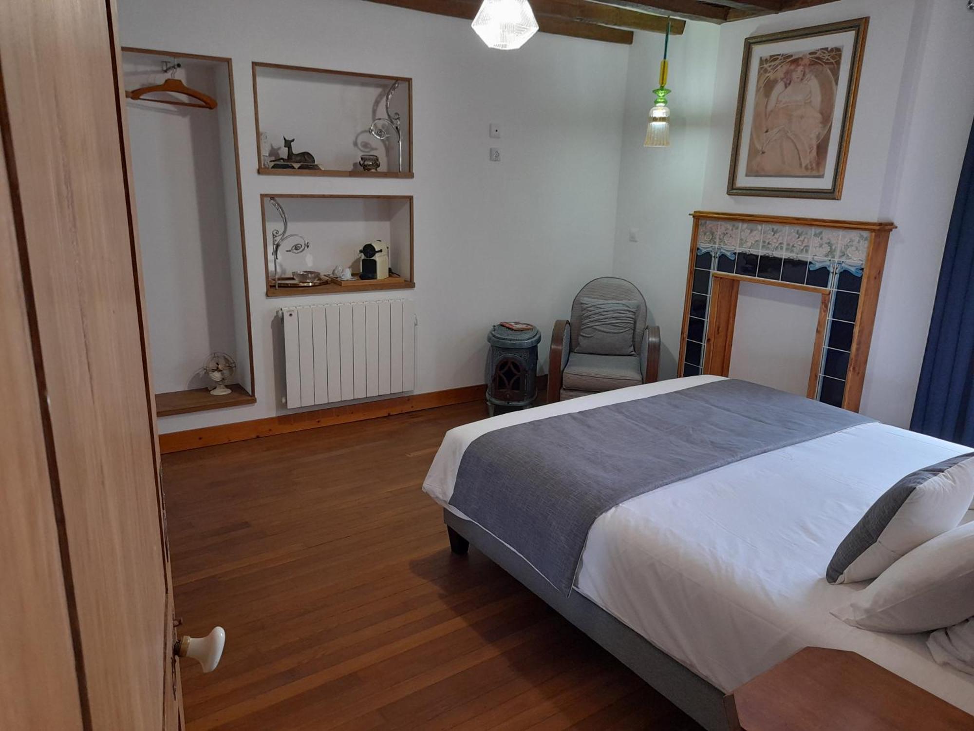 Aux Sources De Ouanne Bed & Breakfast Phòng bức ảnh